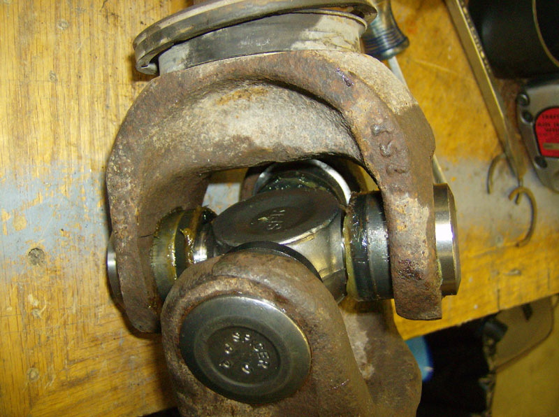 2004 F250 Front Axle UJoint Replacement